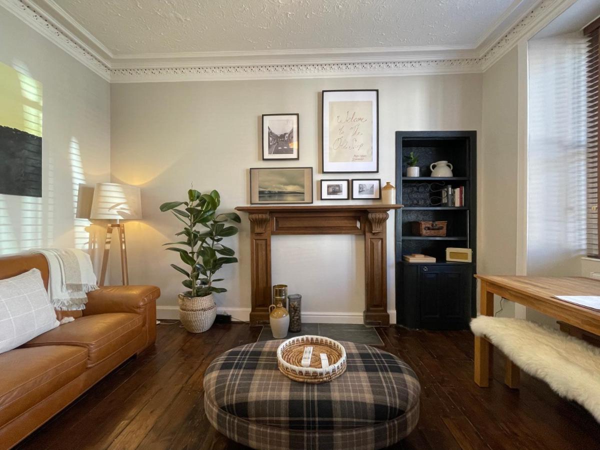 The Old Shop, A Two Bed Flat In Inverkip Village Buitenkant foto